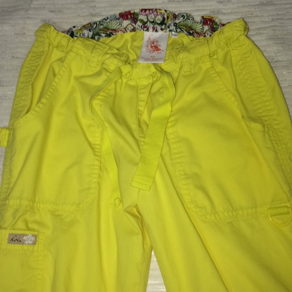 Lindsey koi scrub pants!